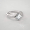 Anel Classic zirconia